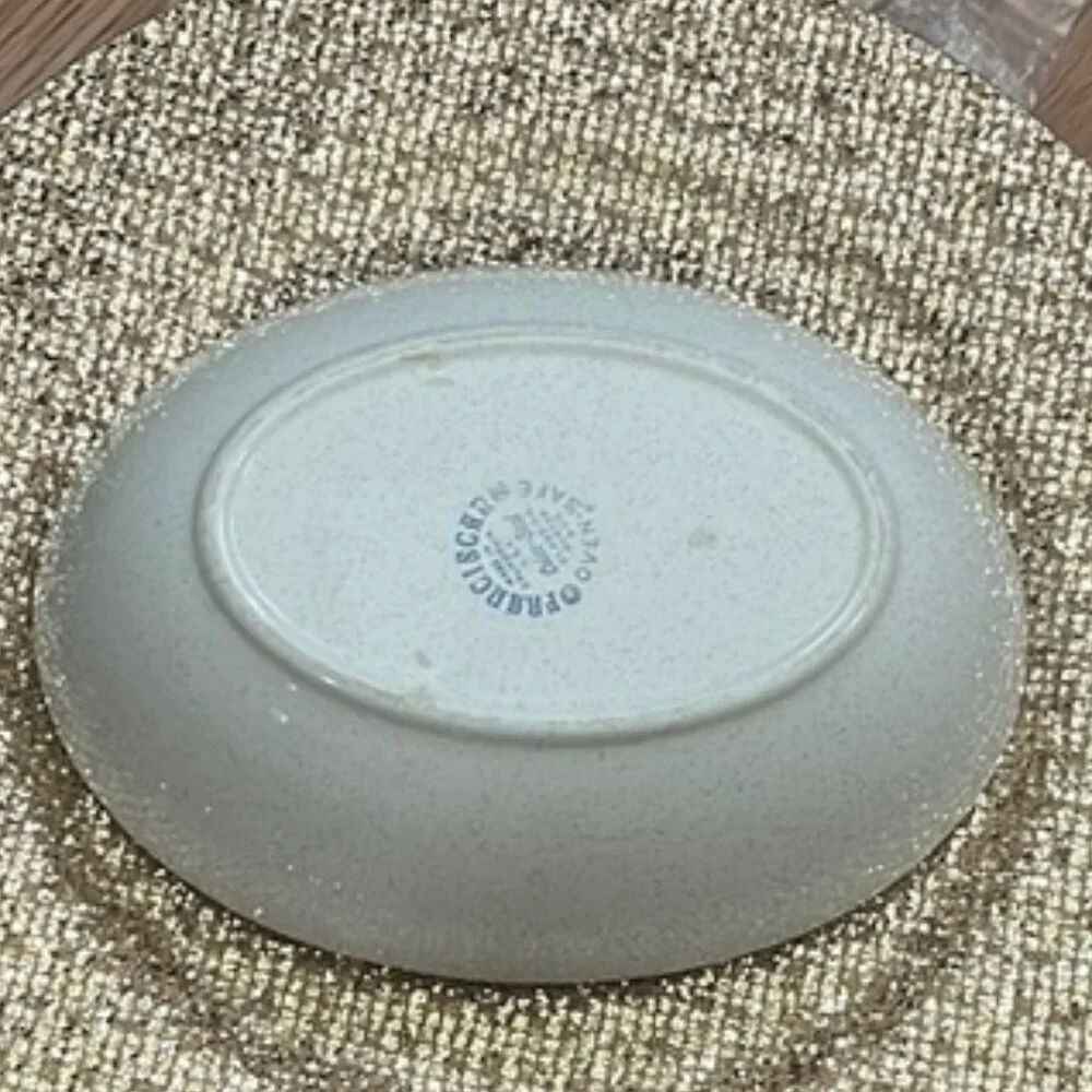 Vintage Franciscan Starburst 8" Oval Vegetable Bowl - Picture 4 of 5